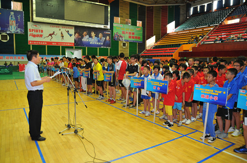 江门市第五届中小学生兵乓球赛新闻发布会在我公司举行.jpg